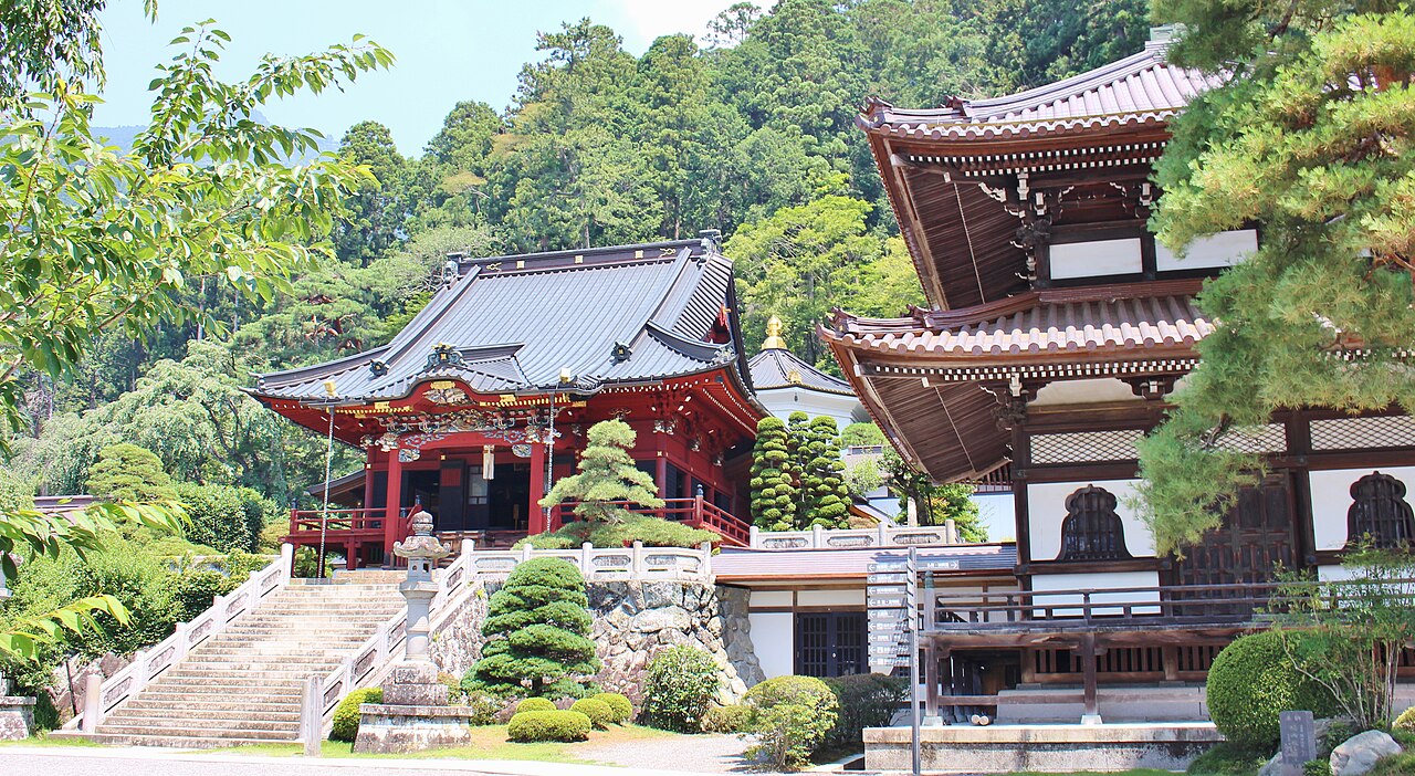 Real-world photo of Kuon-ji Minobu