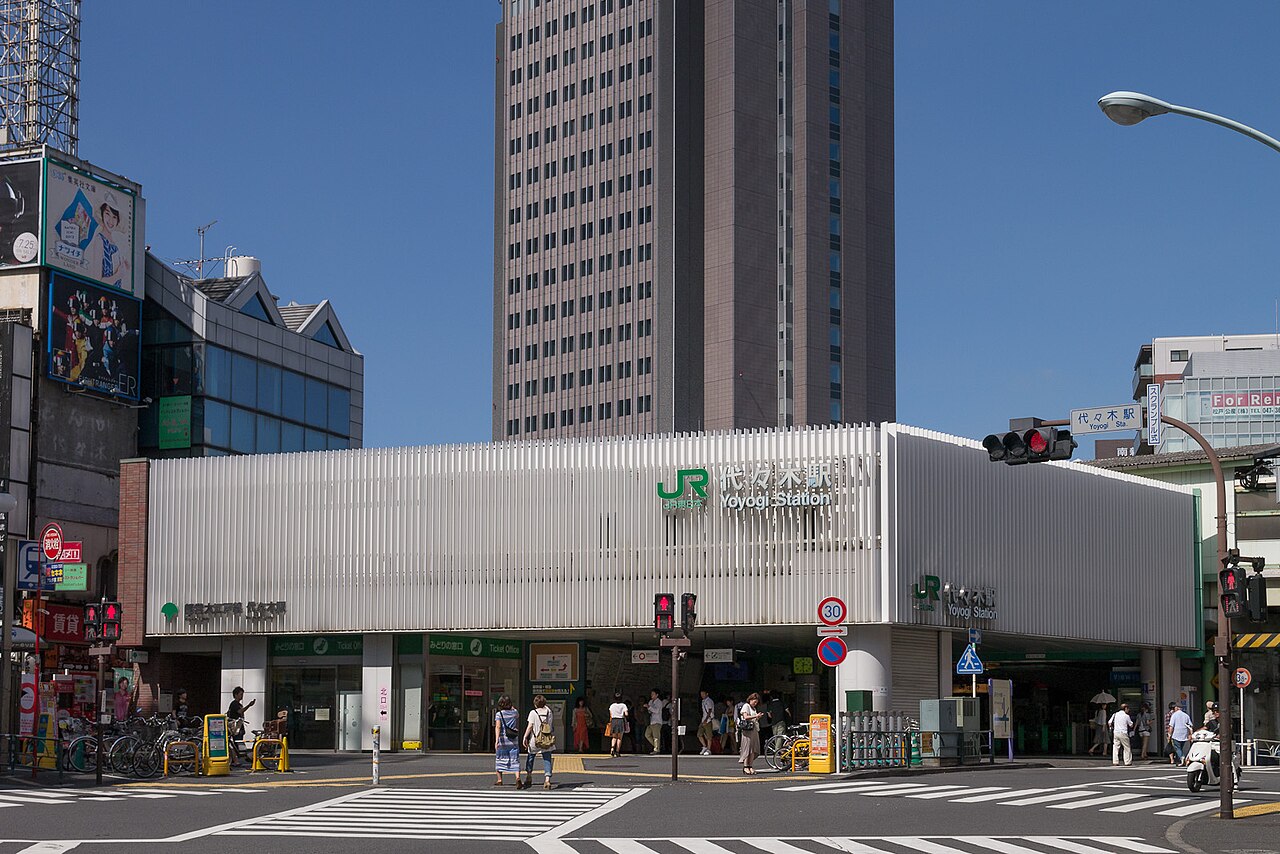 Real-world photo of Sendagaya Station Area