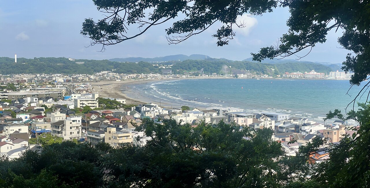 Real-world photo of Zaimokuza Beach